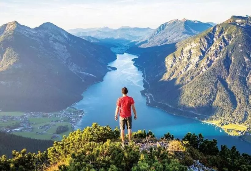 Super Central City Appartement With Free Parking