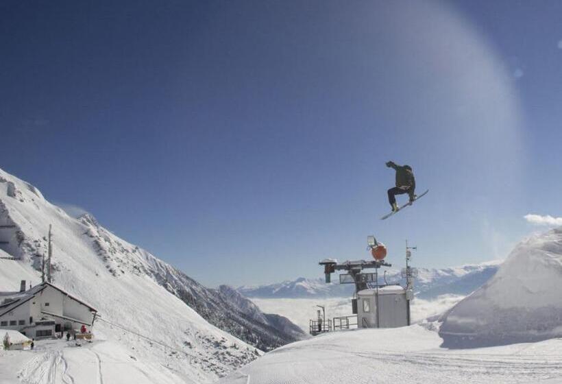 Super Central City Appartement With Free Parking