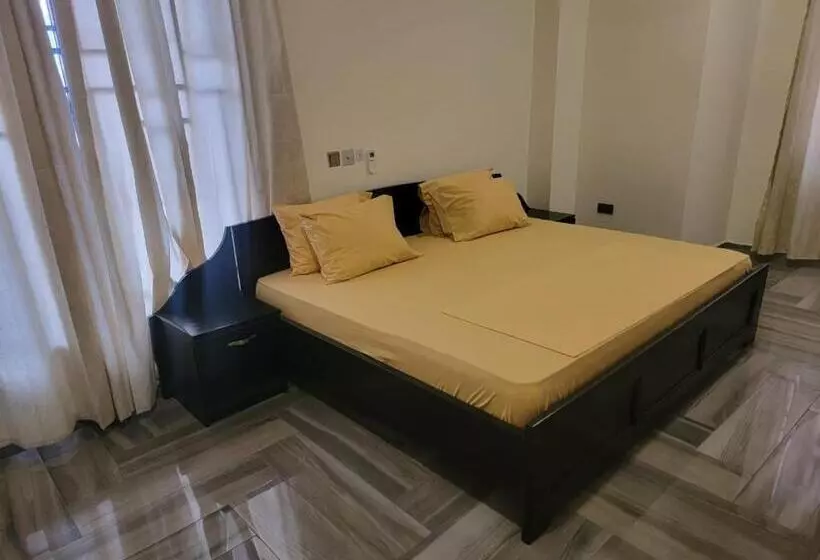 Vaq Apartments