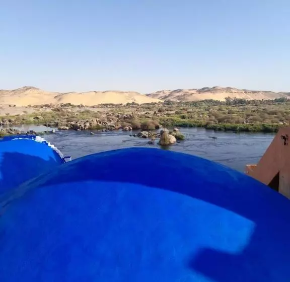 تختخواب و صبحانه Honeymoonnaka Guest House Nubian