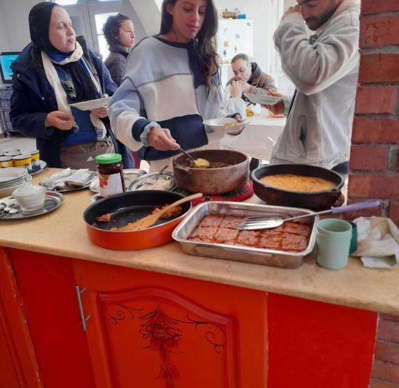 تختخواب و صبحانه Honeymoonnaka Guest House Nubian