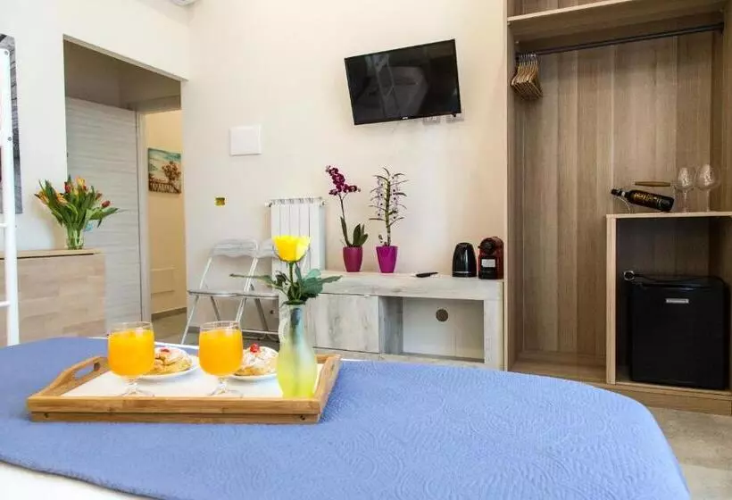 Bed And Breakfast Port Inn   Free Transport B&b To Cruise Ship