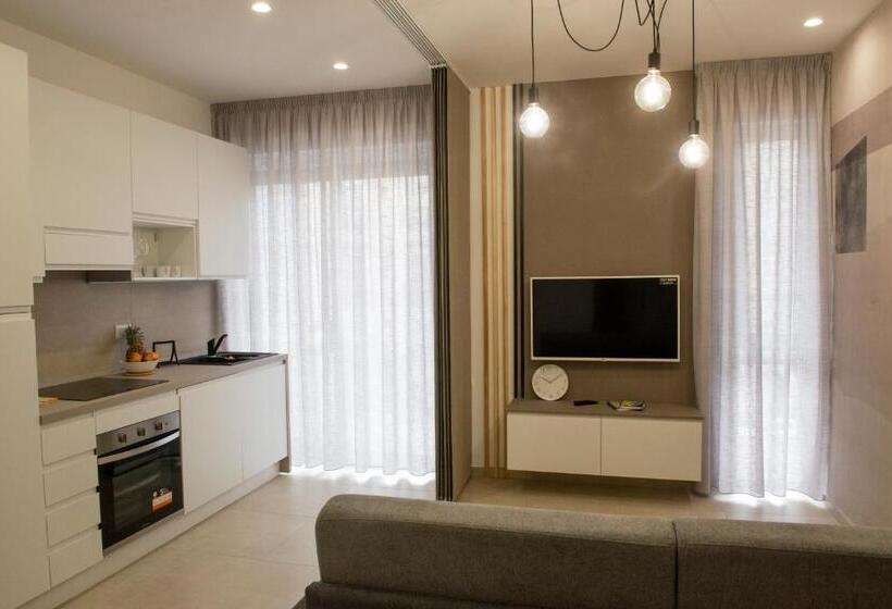 Leflole B&b Sleep And Go Out