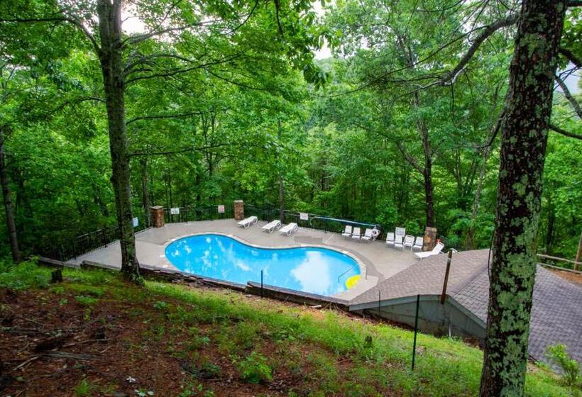 Little Cub Cottage   Mtn Views & Community Pools