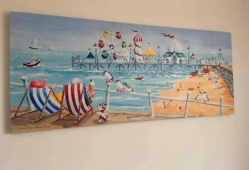 Modern 4 Bedroom House In Weymouth