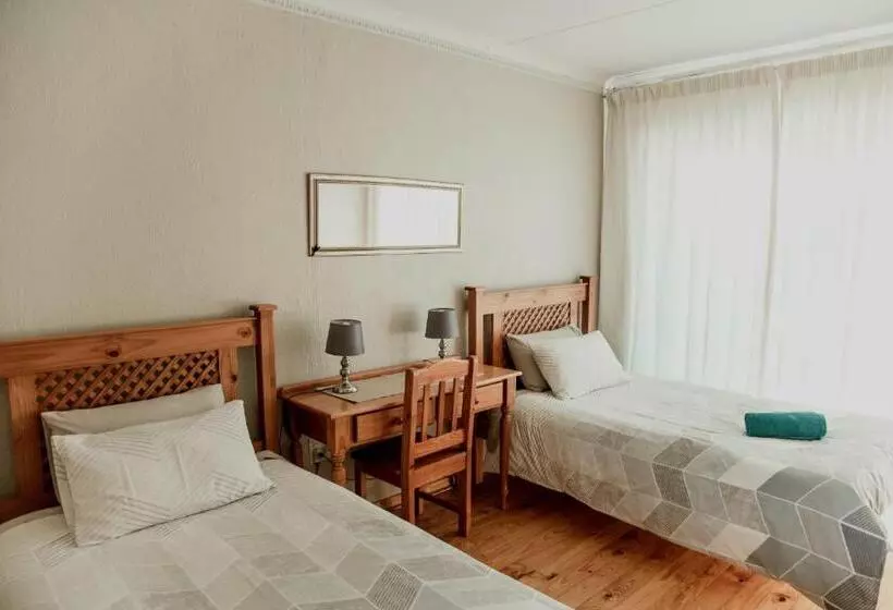 ペンション Georeen Guest House