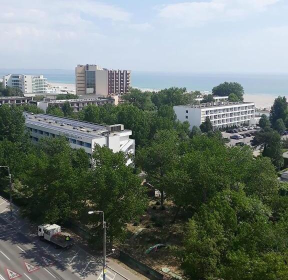 Ada Luxury Apartments 57