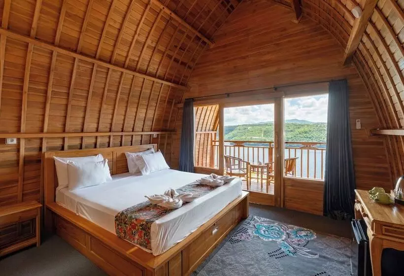 Hotelli Butterfly Villas Nusa Ceningan