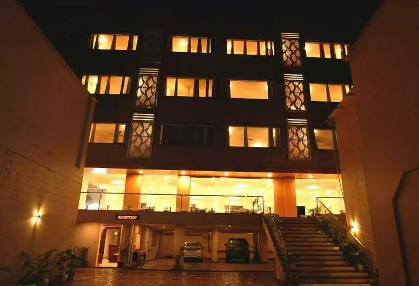 ホテル Doon S Pride