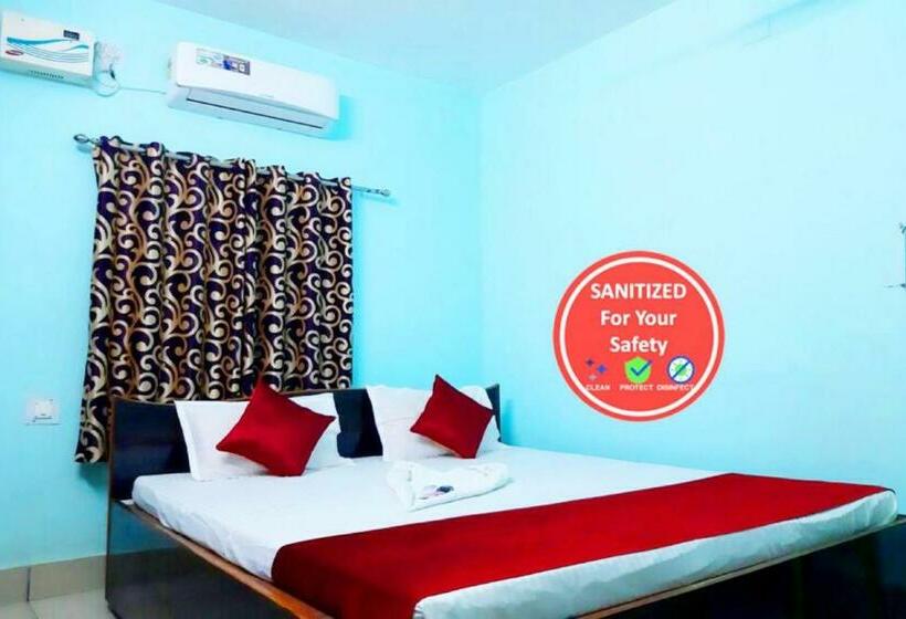 בית מלון כפרי Goroomgo Gokul Anand Bhawan Puri