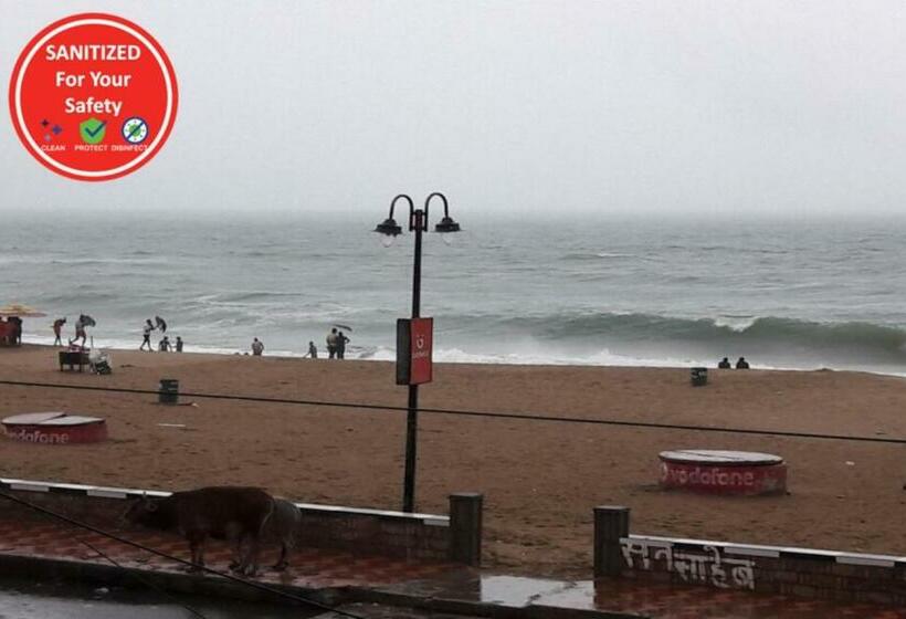 בית מלון כפרי Goroomgo Gokul Anand Bhawan Puri