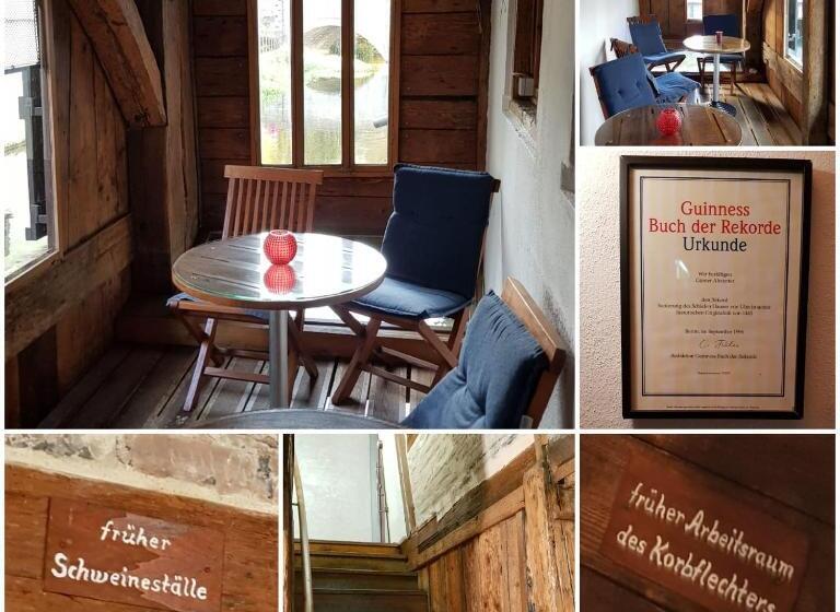 בית מלון כפרי Schiefes Haus