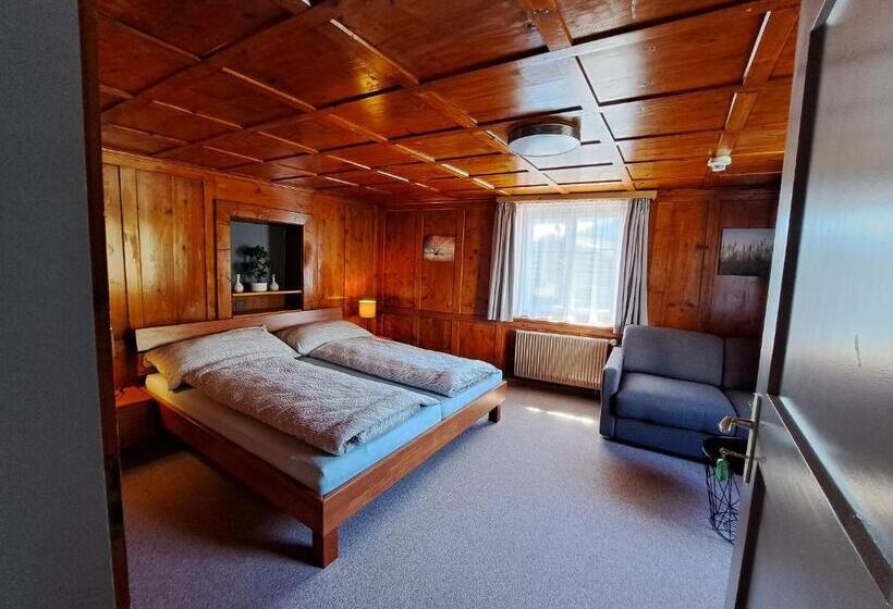 بنسيون Casa Crap