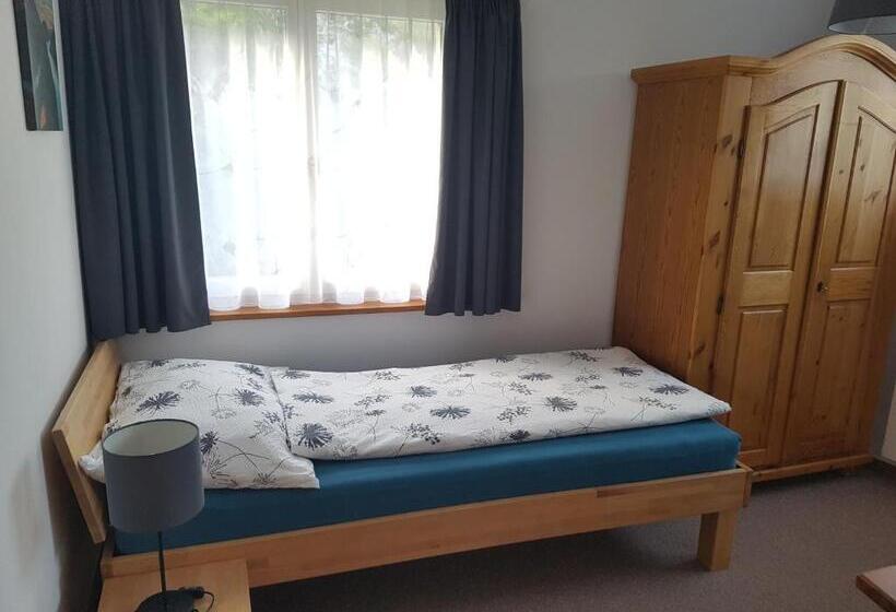 بنسيون Casa Crap