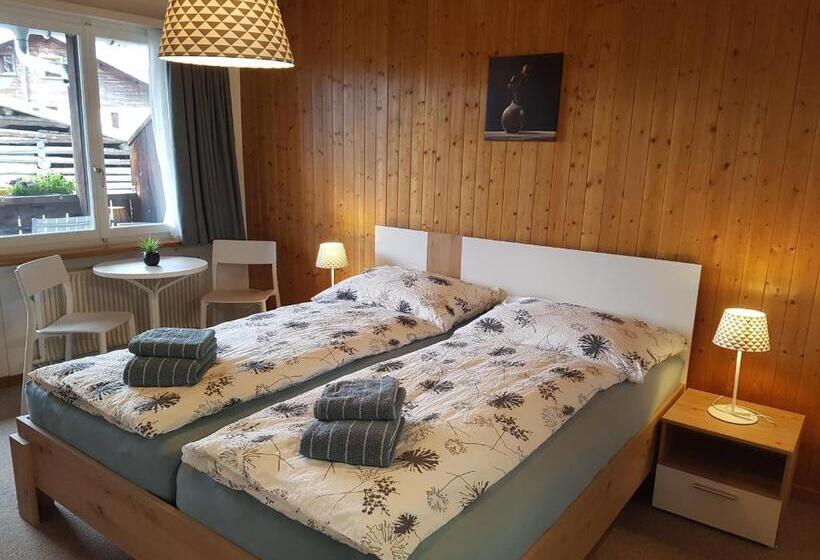 بنسيون Casa Crap