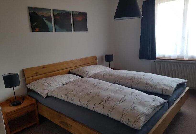 بنسيون Casa Crap