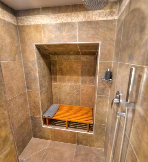 Romantic And Historical Maisonette In The Center Of Valletta Mbal1 1