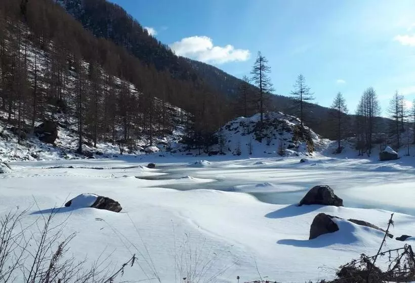 تختخواب و صبحانه Chambres D Hôtes Le Grand Chalet