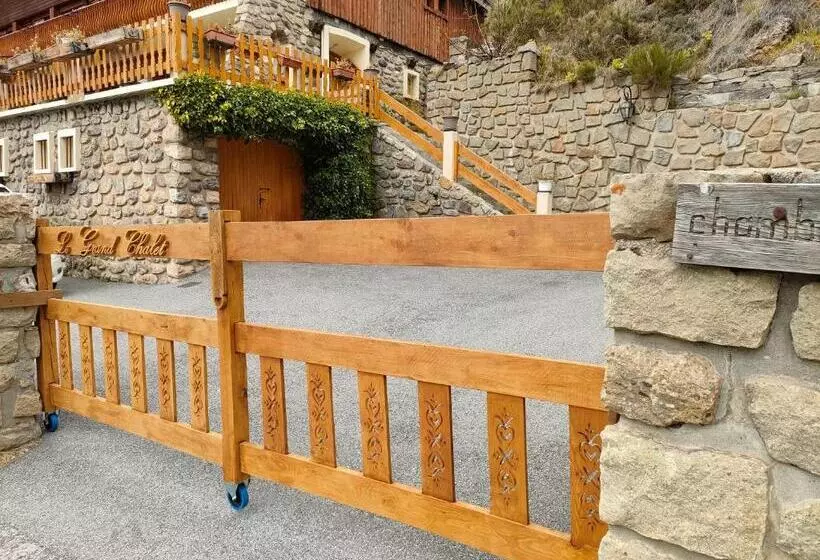 تختخواب و صبحانه Chambres D Hôtes Le Grand Chalet