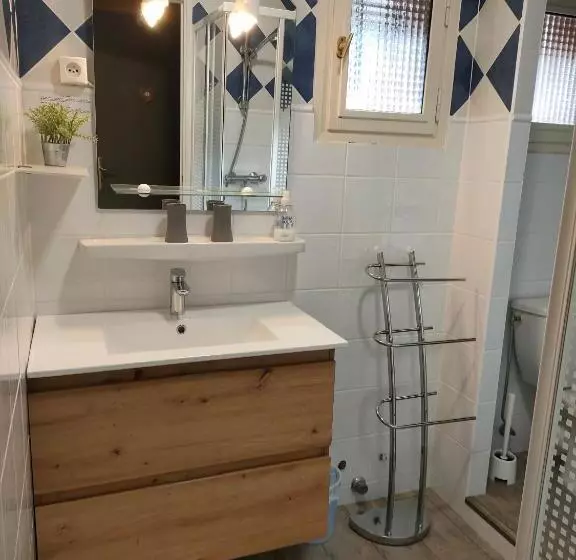 تختخواب و صبحانه Chambres D Hôtes Le Grand Chalet
