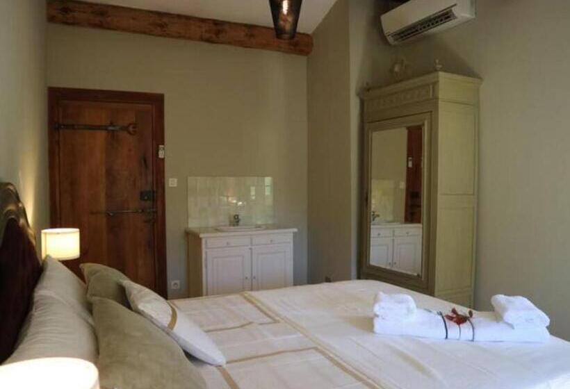 مبيت وإفطار Mas Du Rollier Chambres D Hôtes