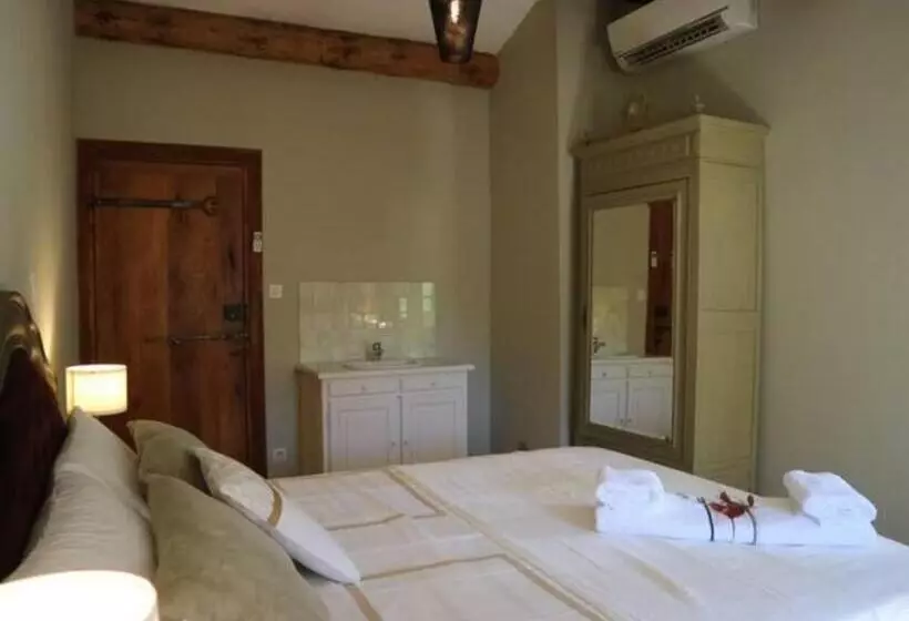 Aamiaismajoitus (B&B) Mas Du Rollier Chambres D Hôtes