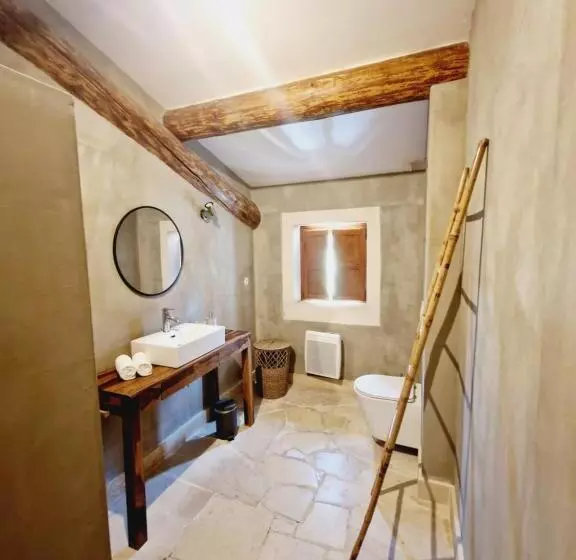 Aamiaismajoitus (B&B) Mas Du Rollier Chambres D Hôtes