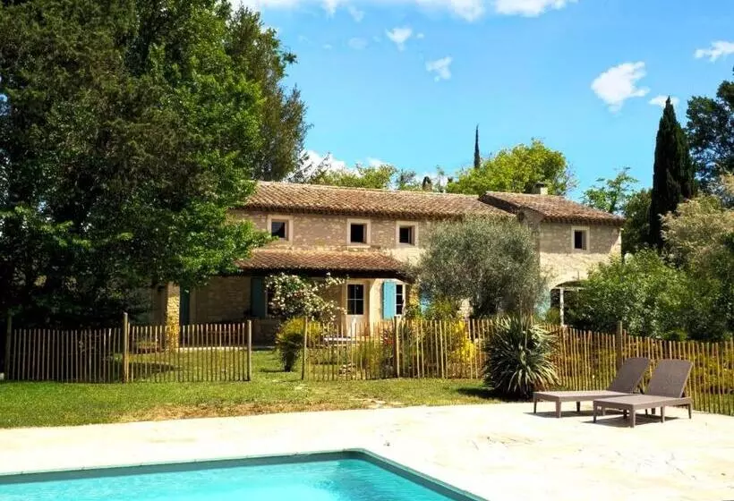 Aamiaismajoitus (B&B) Mas Du Rollier Chambres D Hôtes