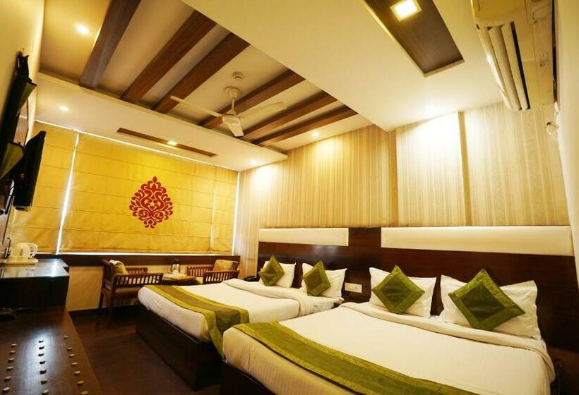 Отель Dreamland Chandigarh