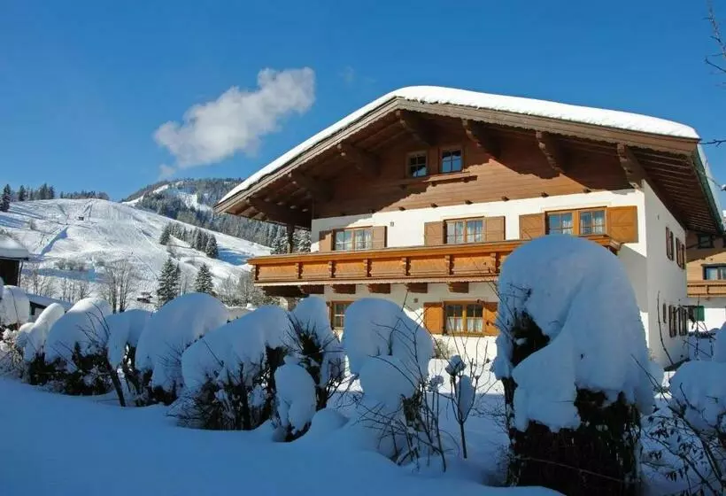 ホテル Gästehaus Glaagut   Familie Hain