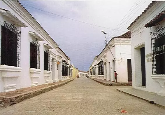 ペンション Casa Serrano   Callejón De Don Blas 3 Hab Carreto