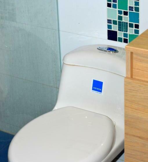 پانسیون Casa Serrano   Callejón De Don Blas 3 Hab Carreto