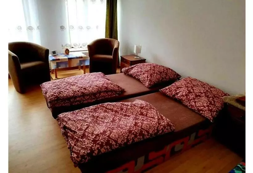 Majatalo Penzión Larix Blatnica