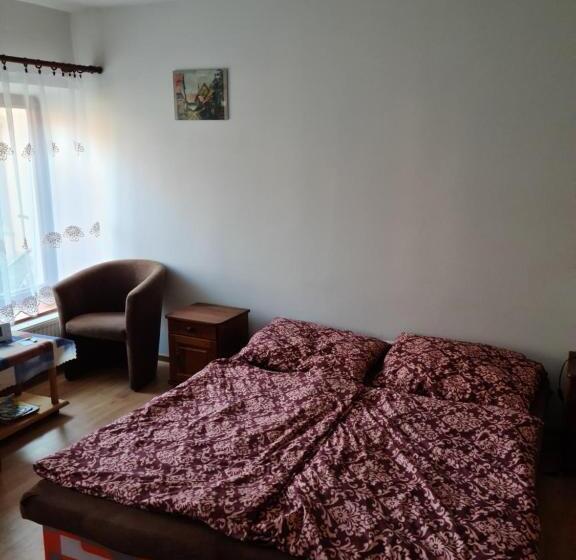 بنسيون Penzión Larix Blatnica