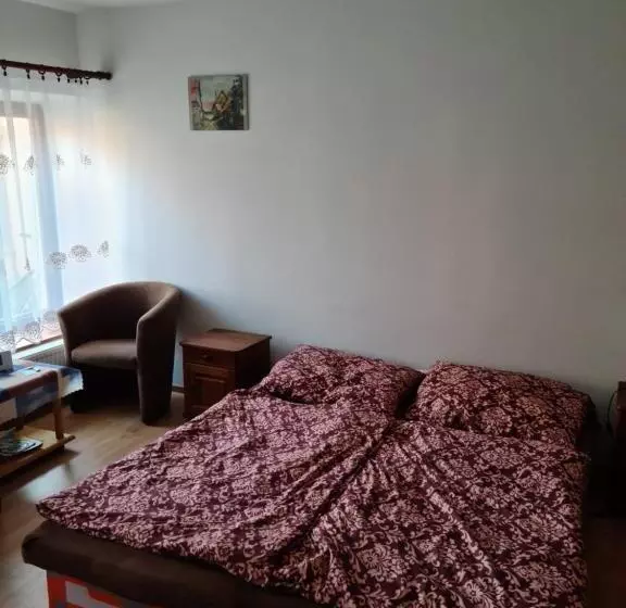 Majatalo Penzión Larix Blatnica