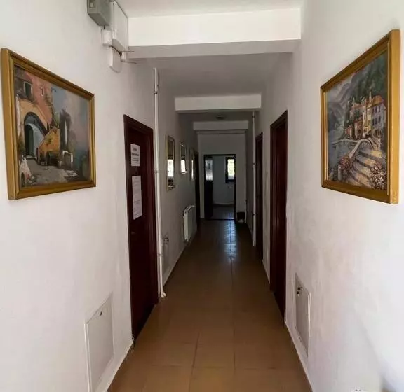 ペンション Vila Sabarel