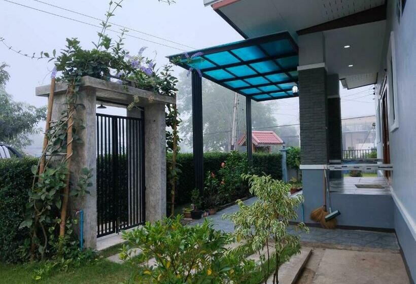 Bed and Breakfast อิงขว้างโฮมสเตย์