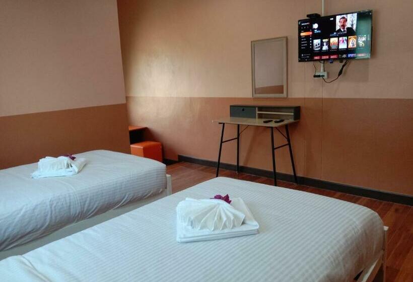 Bed and Breakfast อิงขว้างโฮมสเตย์