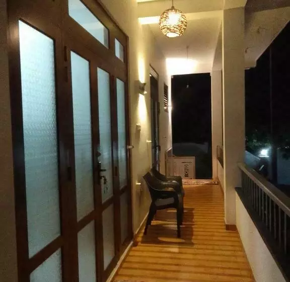 Aamiaismajoitus (B&B) Sunhill Rest Hiriketiya