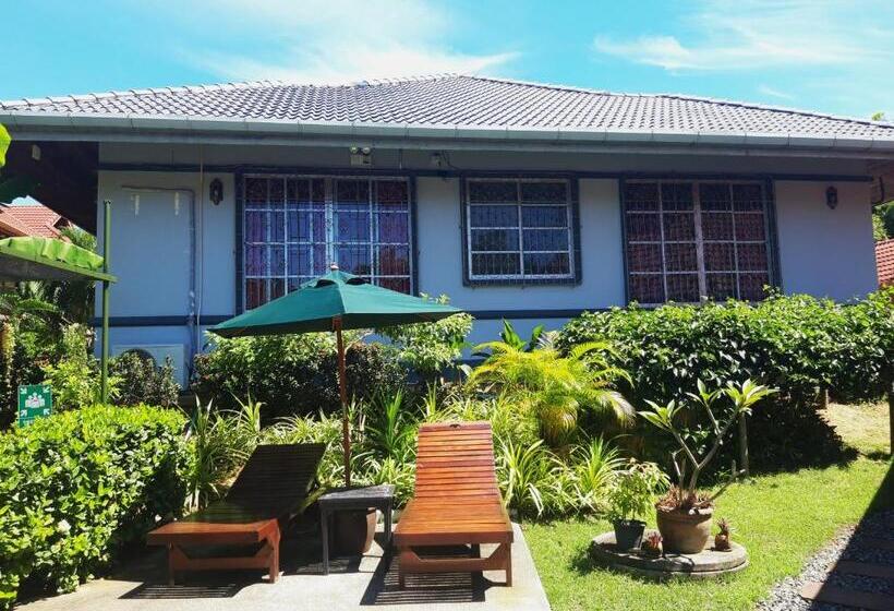 هتل The Pavillon By The Pace Phuket Boutique Resort