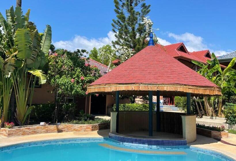 هتل The Pavillon By The Pace Phuket Boutique Resort