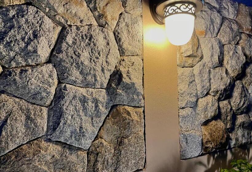 هتل The Pavillon By The Pace Phuket Boutique Resort