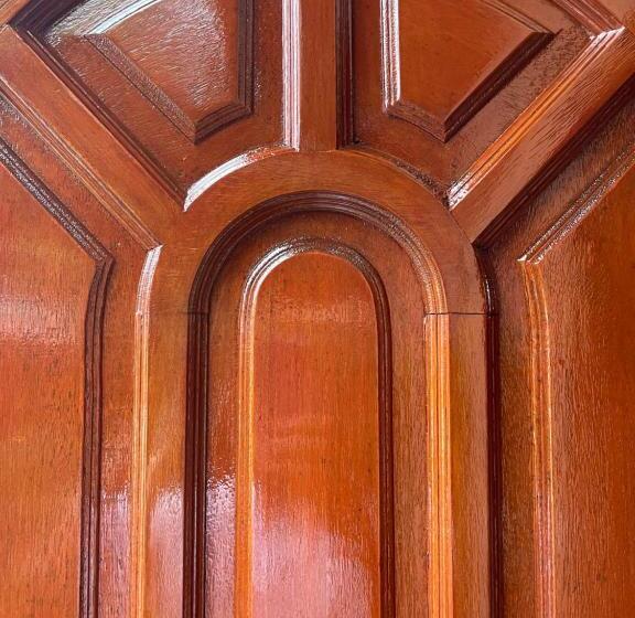 هتل The Pavillon By The Pace Phuket Boutique Resort