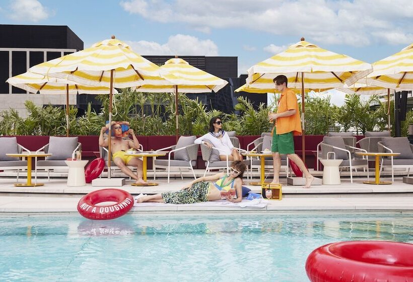 هتل The Standard, Bangkok Mahanakhon