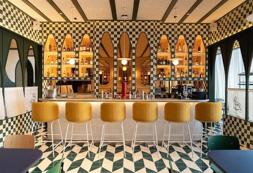 هتل The Standard, Bangkok Mahanakhon