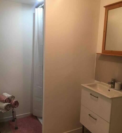 Logement Indépendant Piscine Et Jardin