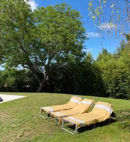 Logement Indépendant Piscine Et Jardin