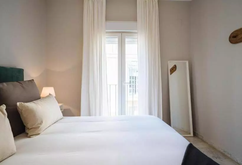 Guadalquivir Terrace Suite Apartments
