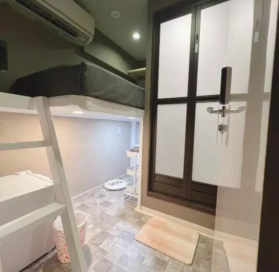 誠家　makoto Hostel