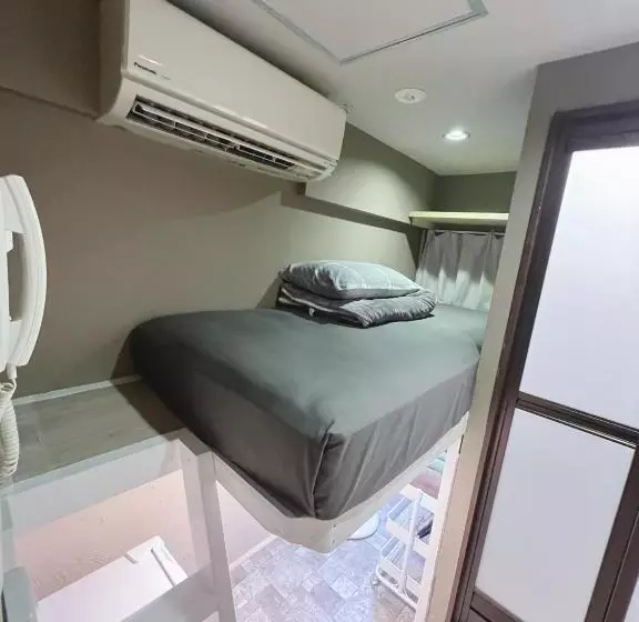 誠家　makoto Hostel